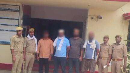 डुमरियागंज: पथरा बाजार थाना पुलिस ने गैर-इरादतन हत्या के 4 वांछित अभियुक्तों को गिरफ्तार कर भेजा माननीय न्यायालय