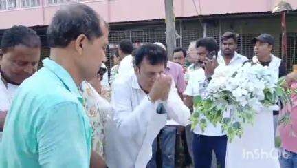 চুঁচুড়া-মগরা: নিহত পর্যটক ও শহীদ বীর জওয়ানদের স্মৃতির উদ্দেশ্যে শ্রদ্ধাঞ্জলি জ্ঞাপন করল তৃণমূল এমনই ছবি ব্যান্ডেলে