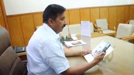 ऊना: उपमुख्यमंत्री मुकेश अग्निहोत्री ने जमा दो परीक्षा में प्रदेश भर में प्रथम रही जिला ऊना की महक को वीडियो कॉल कर दी बधाई