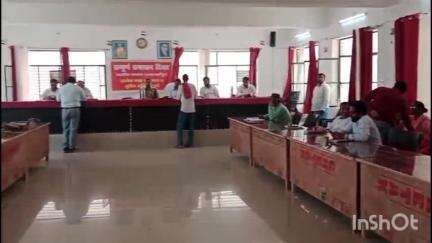 कलान: उप जिला अधिकारी एवं क्षेत्राधिकारी ने कलान में तहसील समाधान दिवस पर जन समस्याएं सुनीं, संबंधितों को दिए निर्देश