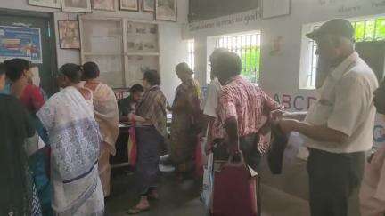 নাকাশিপাড়া: বেথুয়াডহরী এক নম্বর পঞ্চায়েতের উদ্যোগে পশ্চিম জগদানন্দপুরে ভাতা ভেরিফিকেশন এর কাজ হল
