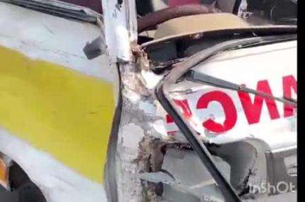 हरिद्वार: चंडी घाट पुलिस चौकी के पास एम्बुलेंस और बाइक सवार भिड़े, बाइक सवार गंभीर घायल, जिला अस्पताल से हायर सेंटर रेफर