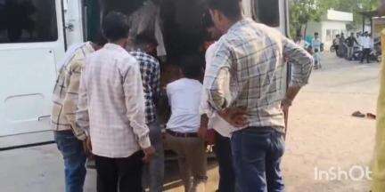 डही: खारी जोबट में अज्ञात वाहन की टक्कर से तालनपुर निवासी 19 वर्षीय युवक की मौत, दो घायल