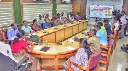 அகஸ்தீஸ்வரம்: நாகர்கோவில் ஆட்சியர் அலுவலகத்தில் பத்திரிகையாளர்களுடன் வேலைவாய்ப்பு முகாம் குறித்து ஆட்சியர் கலந்துரையாடல்