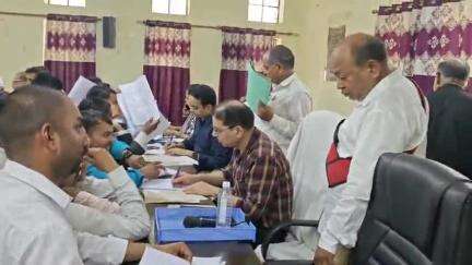 करछना: तहसील करछना में आयोजित संपूर्ण समाधान दिवस पर आई 115 से अधिक शिकायतें, एक भी शिकायती पत्र का नहीं हुआ समाधान