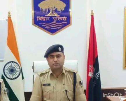 बेगूसराय: बेगूसराय पुलिस ने पिछले 24 घंटों में 20 अभियुक्तों को किया गिरफ्तार, SP ने दी जानकारी