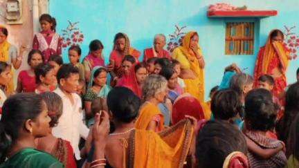 विष्णुगढ़: मंगरो झापाटांड के प्रवासी मजदूर का शव 41 दिनों के बाद दुबई से घर पहुंचा