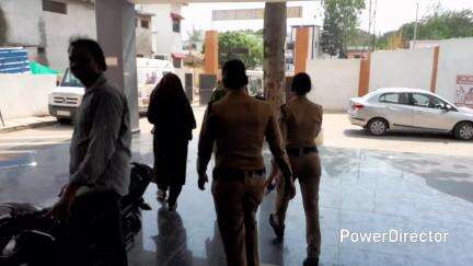 परसिया: परासिया: महिला के पर्स से ₹1,04,000 चुराने वाली बुआ-भतीजी और दामाद पकड़े गए, राजगढ़ ब्यावरा से आई थीं
