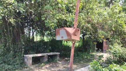 মঙ্গলকোট: পালপাড়ায় চুরি গিয়েছে সোলার লাইটের ব্যাটারি, সন্ধ্যা নামতেই ঘুটঘুটে অন্ধকারে যাতায়াত, সমস্যায় এলাকাবাসী #jansamasya