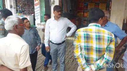 जहानाबाद: वेंडिंग जोन के लिए जमीन मापी का आदेश, फुटपाथ दुकानदारों में खुशी