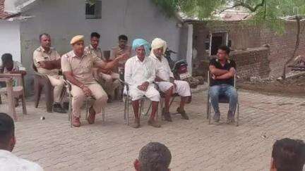 पिड़ावा: खेड़ी में सांप्रदायिक सौहार्द बनाने के लिए पुलिस प्रशासन ने ग्रामीणों के साथ की बैठक