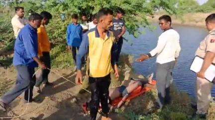 पाली: सदर थाना इलाके के मंडिया गांव में तालाब में नहाने गए पशुपालक की डूबने से हुई मौत, पुलिस ने बांगड अस्पताल में करवाया पीएम