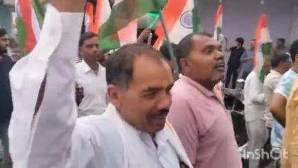 भीमपुर: भीमपुर जनपद पंचायत अध्यक्ष बैतूल में तिरंगा यात्रा में शामिल हुए, सैकड़ों लोग साथ थे