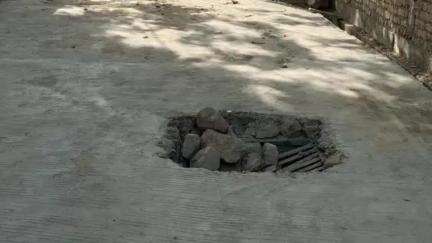 जीरापुर: जीरापुर नगर के वार्ड क्रमांक 2 में क्षतिग्रस्त वाटर सप्लाई चैम्बर से दुर्घटना का खतरा