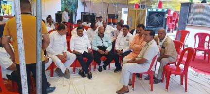 हाटपिपल्या: पूर्व मंत्री सज्जन सिंह वर्मा के पुत्र गगन सिंह के निधन पर हाटपिपल्या विधायक मनोज चौधरी ने इंदौर में दी श्रद्धांजलि