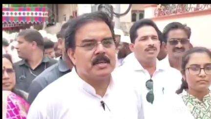 తెనాలి: ప్రజల సమస్యలు వెంటనే అధికారులు పరిష్కరించాలి: మంత్రి నాదెండ్ల మనోహర్