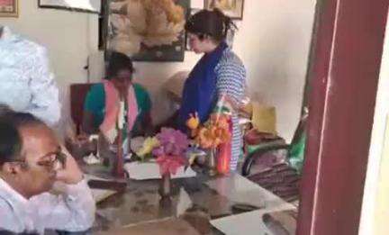 करछना: महेवा पश्चिम पट्टी स्थित एक विद्यालय में छात्र की मौत मामले में अधिकारियों ने शुरू की जांच
