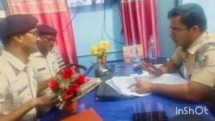 सोनबरसा: सोनवर्षा थाना में अनुमंडल पुलिस पदाधिकारी ने अंकित विशेष कांडों की समीक्षा की, निष्पादन हेतु निर्देश दिए
