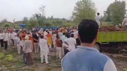 पानीपत: डंकी से अमेरिका गए पानीपत के नगला पार गांव के युवक का शव 28 दिन बाद पहुंचा, किया गया दाह संस्कार