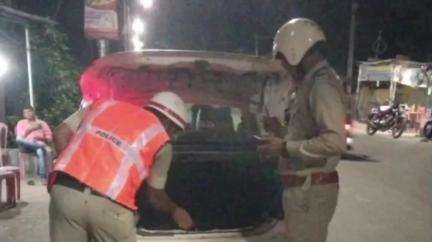 বারুইপুর: বারুইপুর বাইপাসে অপ্রীতিকর ঘটনা এড়াতে কাছারি বাজার ট্রাফিক গার্ডের পক্ষ থেকে শুরু হলো নাকা চেকিং