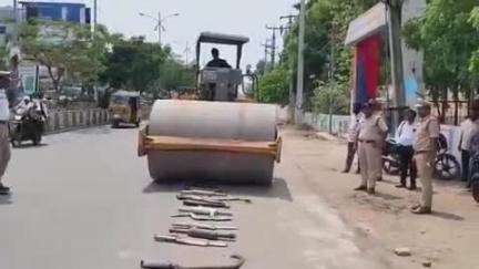 కోదాడ: శబ్ధ కాలుష్యం చేస్తే చట్టపరమైన చర్యలు: కోదాడ DSP శ్రీధర్ రెడ్డి