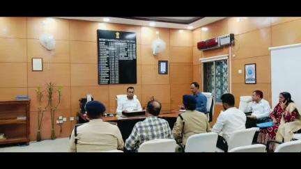 सिवान: ज़िला दंडाधिकारी ने ज़िले के सभी शस्त्र प्रतिष्ठानों का निरीक्षण करने का दिया निर्देश