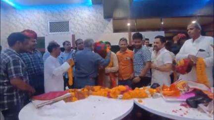 हुरड़ा: गुलाबपुरा के क्षेत्रीय विधायक सांखला ने अपना जन्मदिन सादगी से सेवा कार्य के साथ मनाया