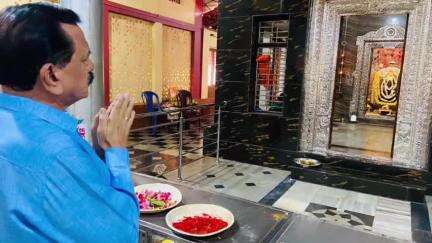 ಕುಮಟಾ: ಪಟ್ಟಣದ ಮಣಕಿಯ ಶ್ರೀ ದುರ್ಗಾದೇವಿ ದೇವಸ್ಥಾನದಕ್ಕೆ ಶಾಸಕ ದಿನಕರ ಶೆಟ್ಟಿ ಭೇಟಿ, ವಿಶೇಷ ಪೂಜೆ