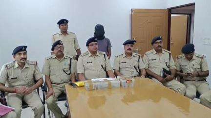 झरिया/जोरापोखर/सिंदरी: कोढ़ा गैंग के शातिर अपराधी को पुलिस ने किया गिरफ्तार, सिंदरी डीएसपी ने दी जानकारी
