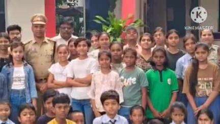 कांकेर: थाना चारामा में 50 से अधिक स्कूली बच्चों को दी गई साइबर सुरक्षा, नैतिक शिक्षा और कानून संबंधी जानकारी