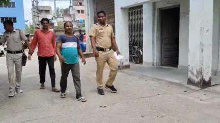 কাকদ্বীপ: সরকারি বিদ্যুতের খুঁটি থেকে বিদ্যুৎ চুরি করার ঘটনায় গ্রেপ্তার ২ রাম রতনপুর এলাকার ঘটনা আজ আদালতে পেশ করল