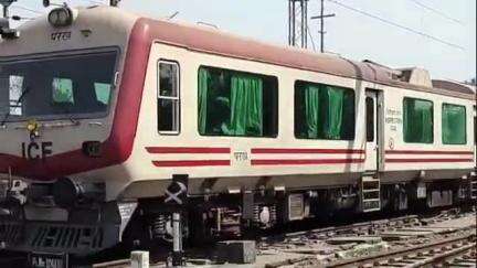 কাশীপুর: রেলের সাব-ওয়ে নির্মাণ কার্যের কারণে ২০ শে মে আদ্রা ডিভিশনে বাতিল ৪টি যাত্রীবাহী ট্রেন, বিজ্ঞপ্তি রেল দপ্তরের