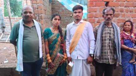 ग्राम पांडरवानी व हर्रा टोला में आयोजित वैवाहिक समारोह में शामिल हुए विधायक इन्द्रशाह मंडावी