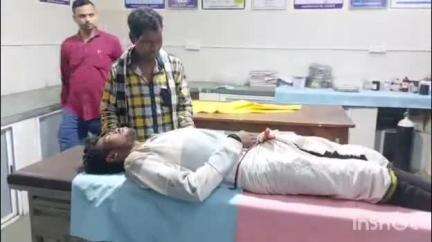 घोड़ाडोंगरी: खमालपुर गांव में कार की टक्कर से बाइक सवार युवक हुआ घायल, अस्पताल में भर्ती