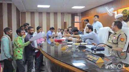 चायल: जलालपुर साना में नायब तहसीलदार पर ₹50 हजार रिश्वत लेने का लगा आरोप, डीएम से की गई शिकायत