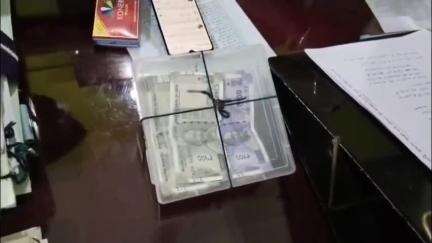 खनियाधाना पुलिस को बड़ी सफलता एक अपाचे मोटर सायकल और 29 हजार चोरी किए गए रुपए के साथ युवक हुआ गिरफ्तार