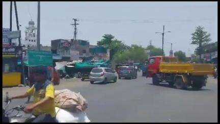 चाळीसगाव: धुळे रस्त्यालगत असलेल्या खोलीत तसेच शर्मा फोटो स्टुडिओ जवळ १७ वर्षीय अल्पवयीनवर बलात्कार, तिघांविरुद्ध गुन्हा दाखल