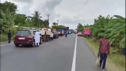 তমলুক: দীঘা নন্দকুমার 116B জাতীয় সড়কের চন্ডিপুরে আজ সরকারী বাসের সঙ্গে লরীর মুখোমুখি সংঘর্ষ,আহত প্রায় ৪০