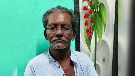 বারাসাত ১: কদম্বগাছি পূর্ব ইছাপুর ধর্মতলা এলাকা থেকে কুড়ি বোতল বেশি মদ সহ গ্রেপ্তার এক,ধৃতকে বারাসাত আদালতে পাঠানো হলো