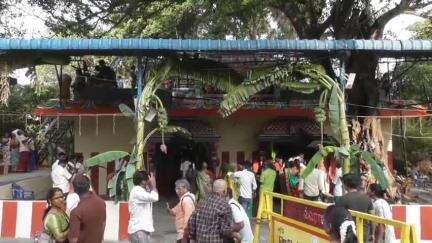 திருத்தணி: முருகன் கோயிலின் உப கோவிலான சப்த கன்னியம்மன் கோயில் கும்பாபிஷேகம் வெகு விமரிசையாக நடைப்பெற்றது