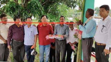 ওদালগুৰি: কলাইগাঁৱত প্ৰাক্তন সৈনিক সন্থাৰ নৱ নিৰ্মিত ভৱনৰ প্ৰৱেশদ্বাৰৰ উন্মোচন কৰা হয়, উন্মোচন কৰে বিধায়ক দূৰ্গাদাস বড়োয়ে