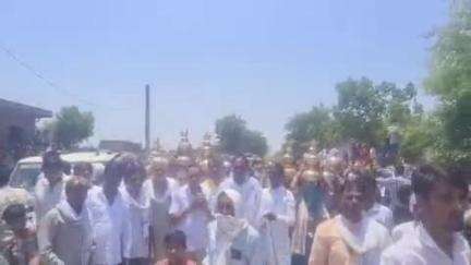 चौथ का बरवाड़ा: गिरधरपुरा में धूंधरमल बाबा के स्थान पर महायज्ञ शुरू, बड़ी संख्या में भक्तों ने लिया भाग