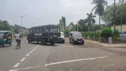 নাকাশিপাড়া: নির্যাতনের অভিযোগে এক ব্যক্তিকে পুরাতন ভোলাডাঙ্গা  থেকে গ্রেফতার করে আদালতে পাঠানো নাকাশিপাড়া পুলিশ