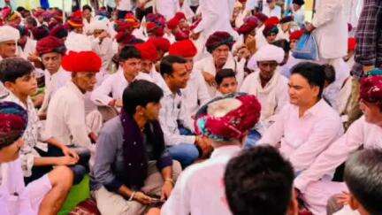 चित्तौड़गढ़: चित्तौड़गढ़ विधायक चंद्रभान सिंह आज राष्यामंगरी गांव में दौरे पर रहे, विभिन्न कार्यक्रमों में शिरकत की