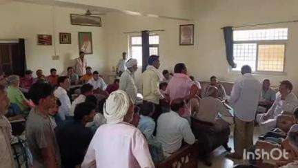 अनूपशहर: अनूपशहर विधायक संजय शर्मा ने अपने कैम्प कार्यालय पर जनता की सुनी समस्याएं, अधिकारियों को दिए दिशा निर्देश