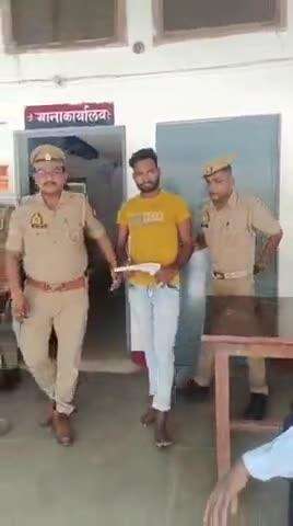 कन्नौज तालग्राम पुलिस ने धर लिया एक युवक को एक तमंचा और एक कारतूस के साथ