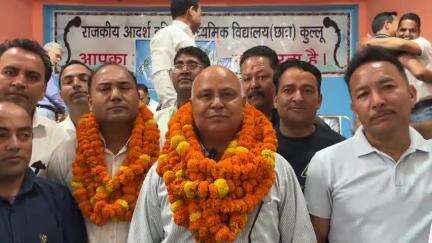 कुल्लू: ढालूर में प्रवक्ता संघ के नवनिर्वाचित प्रधान राजपाल ठाकुर ने सरकार के समक्ष उठाने की बात कही प्रवक्ताओं को आ रही समस्या