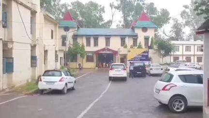 बद्दी: रिवाल्वर से फायर करके गालियाँ और जान से मारने की धमकी देने वाले पर मामला दर्ज, आरोपी गिरफ्तार