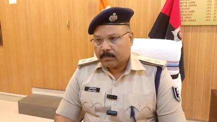 अररिया: एसपी के निर्देश पर जिले के विभिन्न थाना क्षेत्रों से पुलिस ने 13 आरोपियों को गिरफ्तार कर न्यायालय में किया पेश