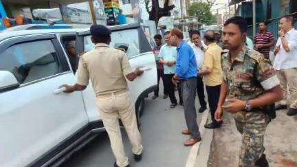 डुमरा: सीतामढ़ी: आशीष शर्मा सुसाइड मामले की जांच करने पहुंची टीम